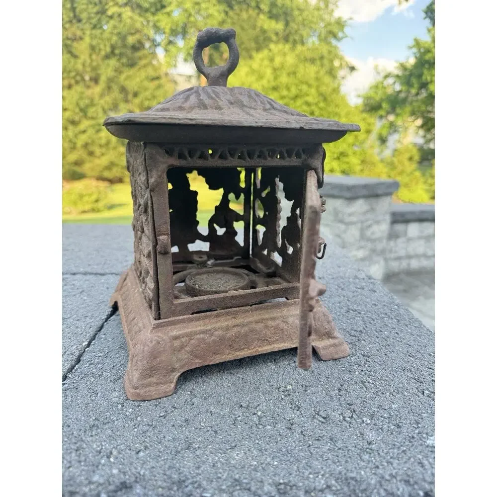 Vintage Cast Iron Garden Lantern Pagoda Lamp Rust Patina 9.5x6.5”